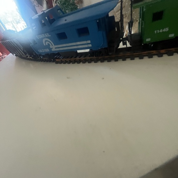 Model Trains - Picture 2 of 5